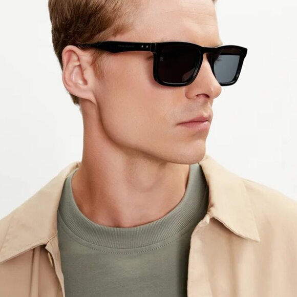 Tommy Hilfiger TH 2068/S 010A IR Sunglasses Beige Square Frame, Grey Lenses - Picture 2 of 11